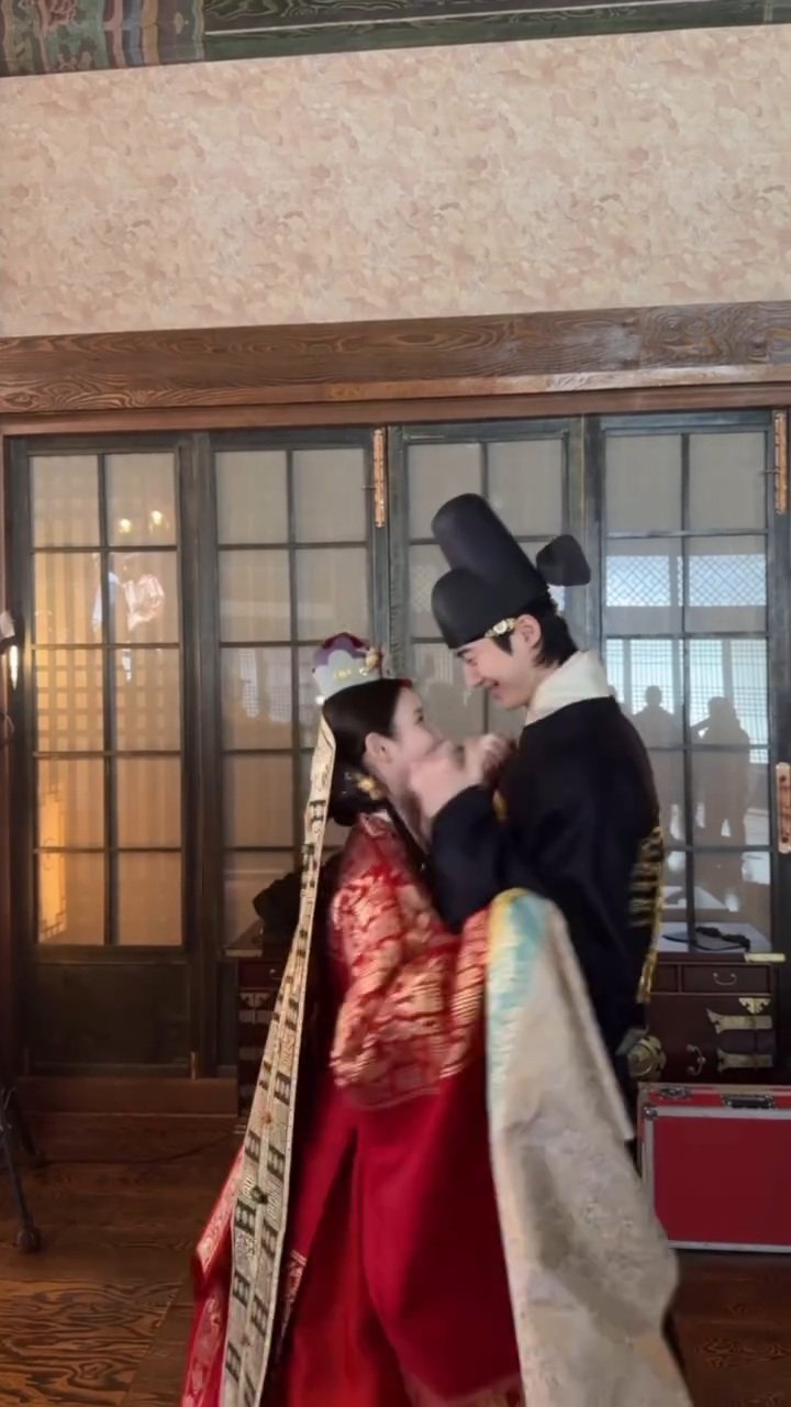 [잡담] 대군부인) 이쯤되니 배우빠 경계선 무너짐 ㅋㅋ | 인스티즈