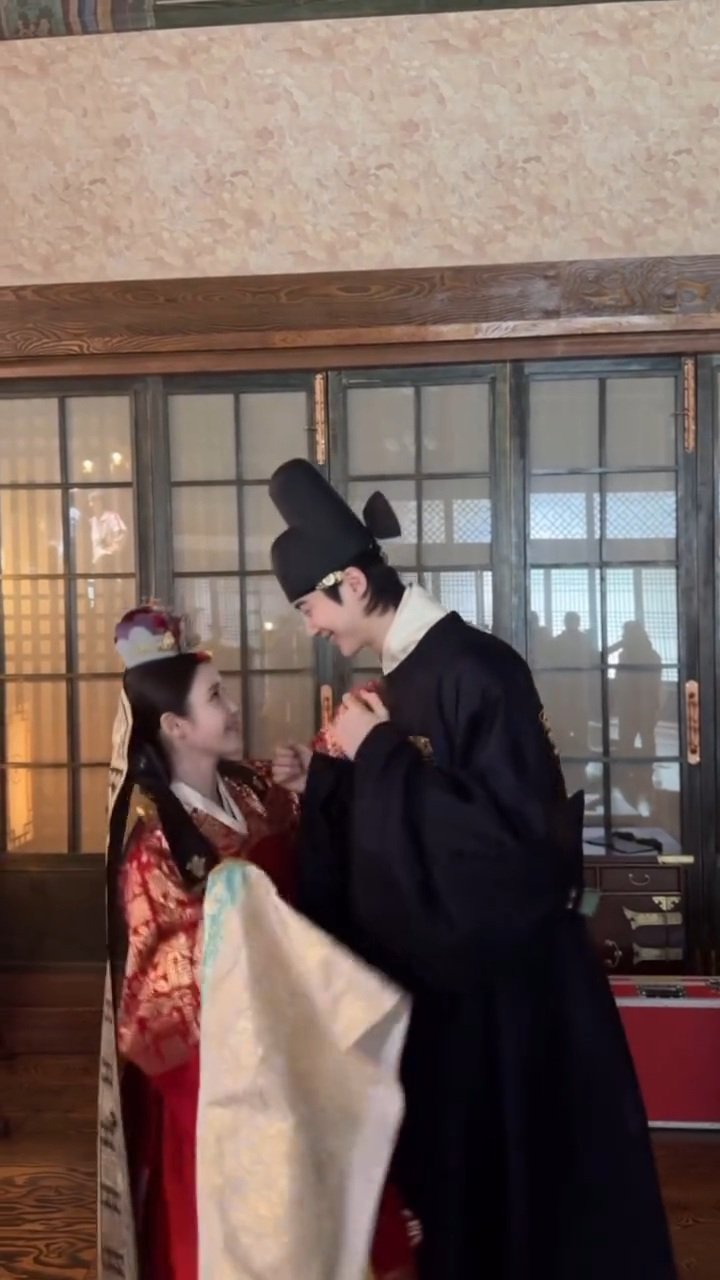 [잡담] 대군부인) 이쯤되니 배우빠 경계선 무너짐 ㅋㅋ | 인스티즈