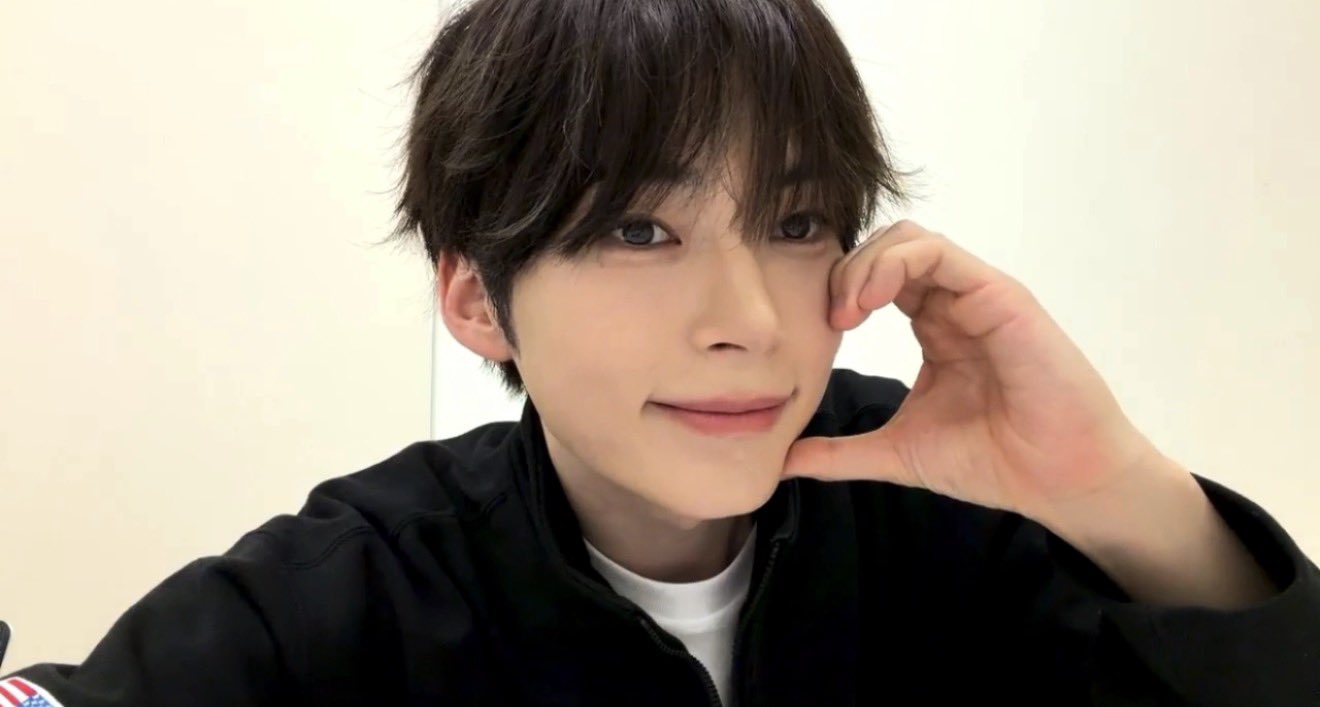 [잡담] 성한빈 오늘라방얼굴 | 인스티즈