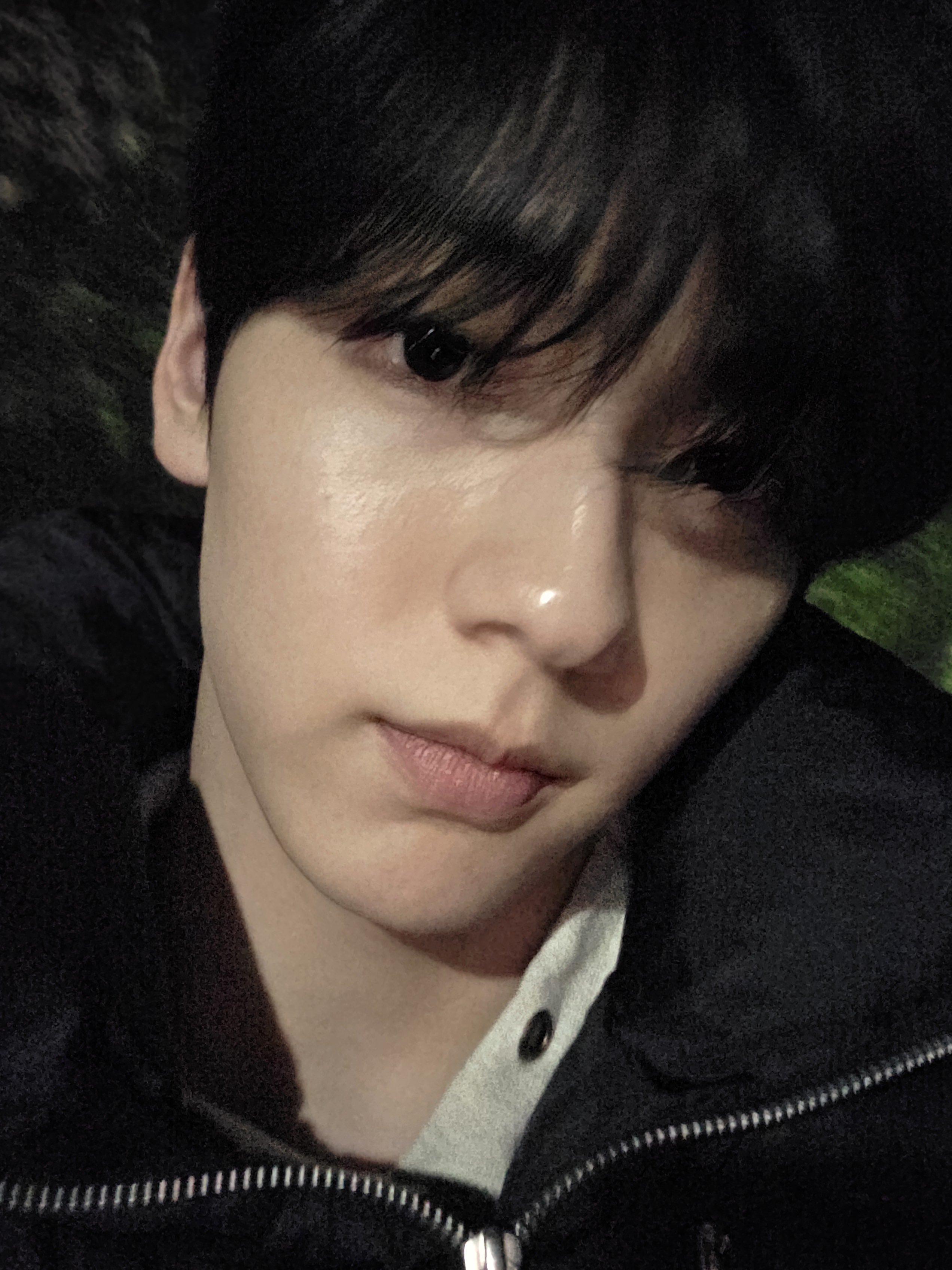 [잡담] 아 수빈이ㅋㅋㅋㅋ 팬들한테 보내줄 사진 찍다가 | 인스티즈
