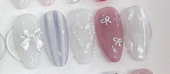 [잡담] 익들아 의견 부탁해 💅네일 예약햇는데 네번째 컬러 어때? 다른걸로 바꿀까 | 인스티즈