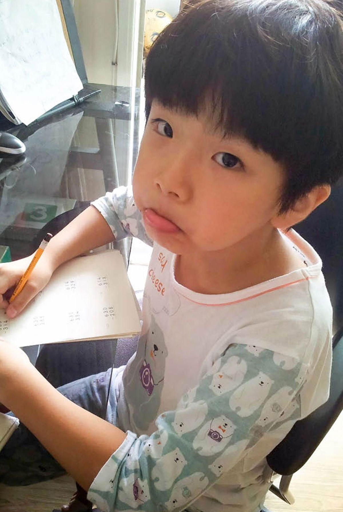 [잡담] 내본진 아기시절 개똑같이 생김 | 인스티즈