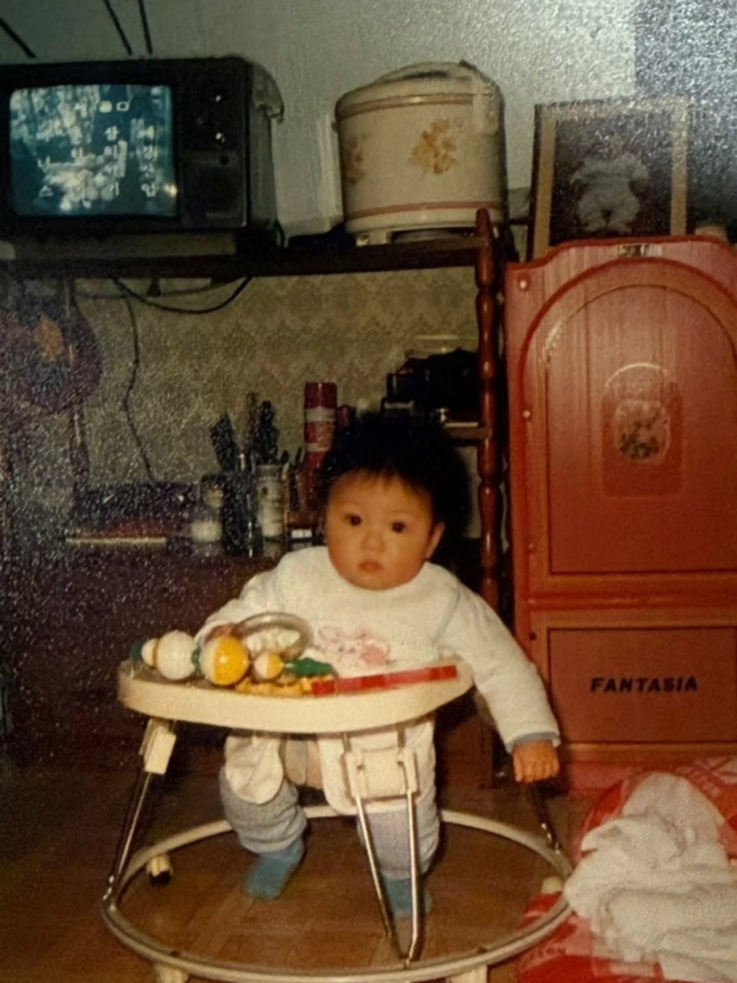 [잡담] 오 지창욱 소속사에서 어린이날이라고 지창욱 과거사진 싹풀음 | 인스티즈
