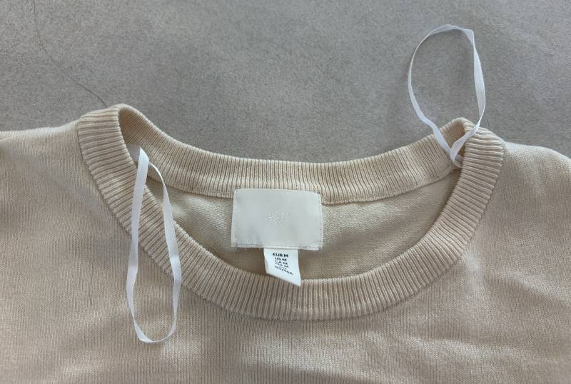 [잡담] h&m 옷마다 이거 달린거 짱나 | 인스티즈