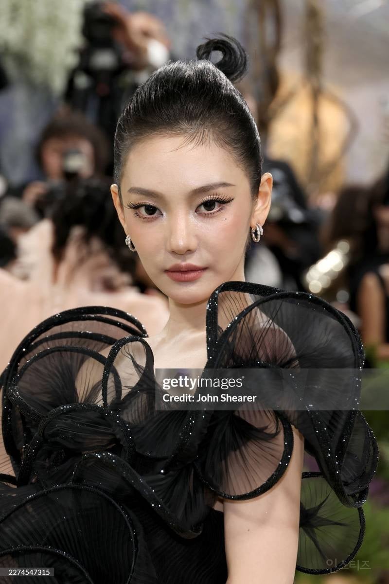 오늘자 뉴욕 멧갈라 참석한 에스파 카리나 닝닝 | 인스티즈
