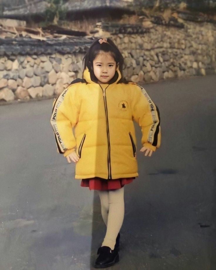 [잡담] 아이유 어렸을때도 진짜 예뻣네 | 인스티즈