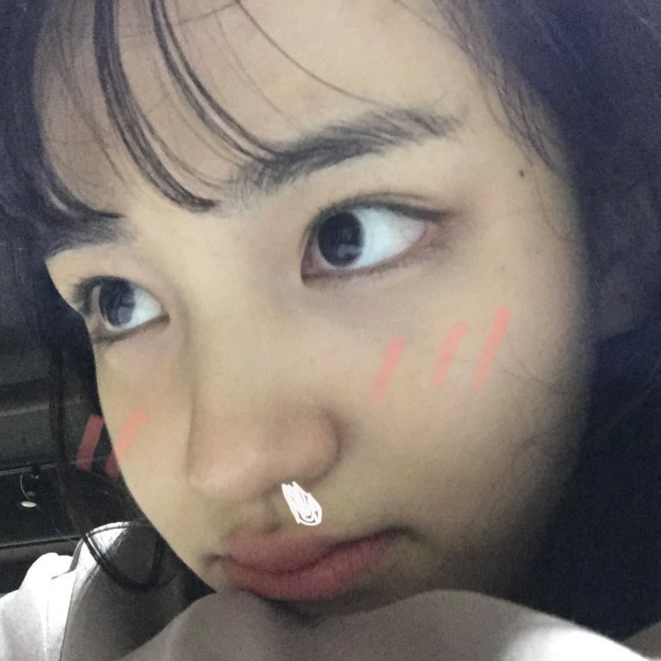 [잡담] 리즈는 진짜 완성형 미모였구나 | 인스티즈