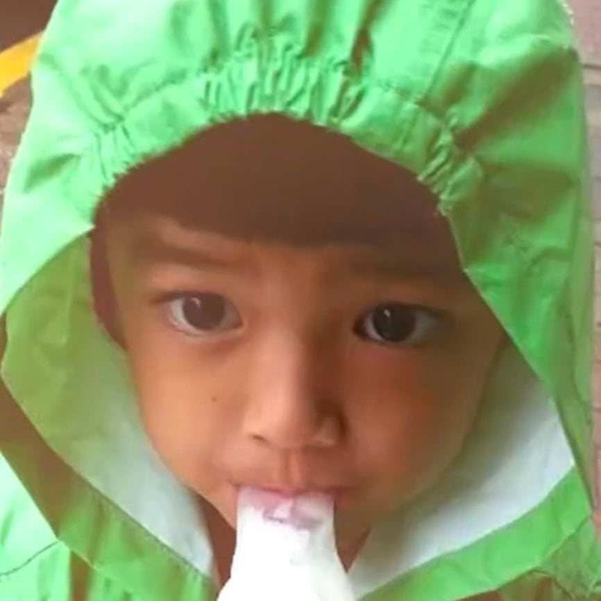 [잡담] 건호 애기때 ㄹㅇ 세살버릇 열여덟까지 간다네 | 인스티즈