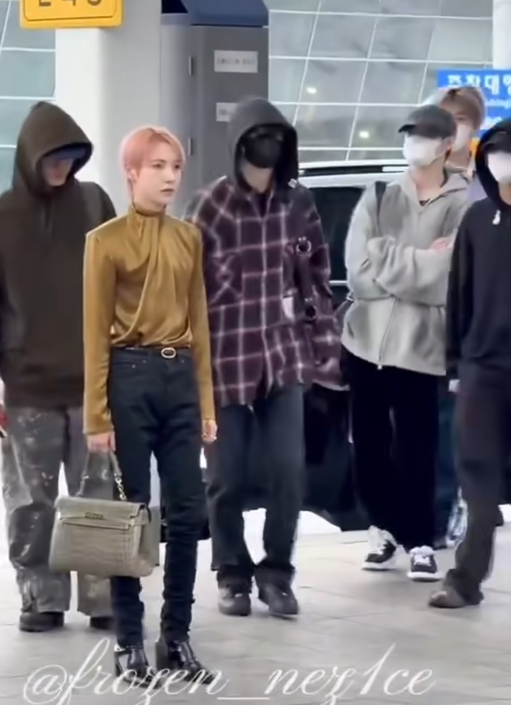[잡담] 이거 런쥔 너무 합성같음 | 인스티즈