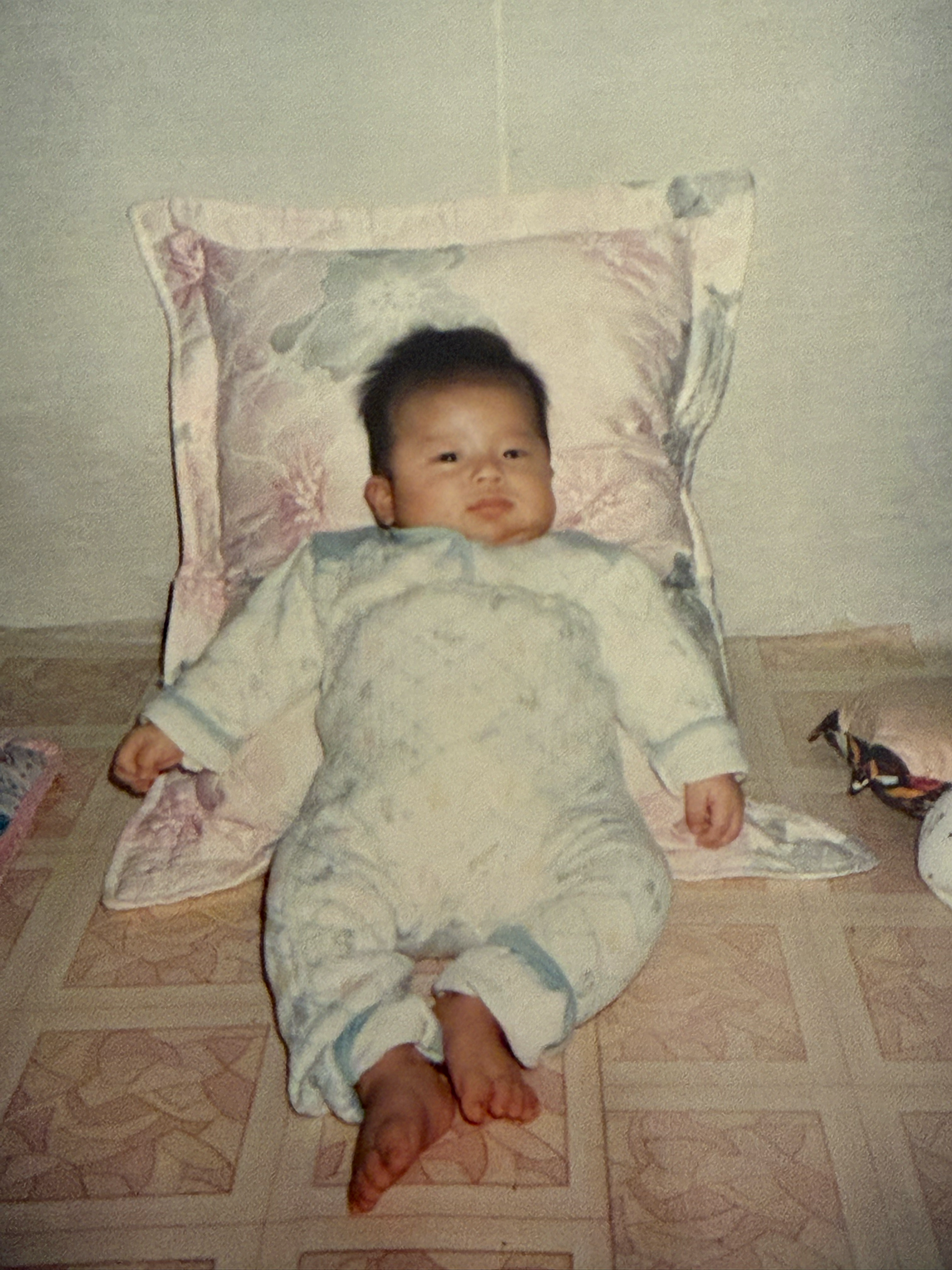 [잡담] 👶누나들 잘자 돈 많이벌어와😉 | 인스티즈