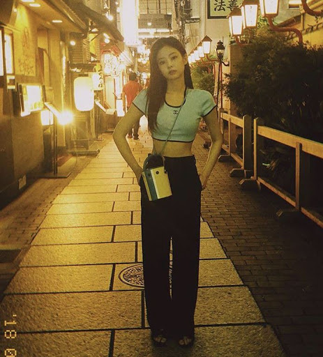 [잡담] 이 사진 여자분 흉곽? 흉통? 가슴밑둘레? 뭐같아 | 인스티즈