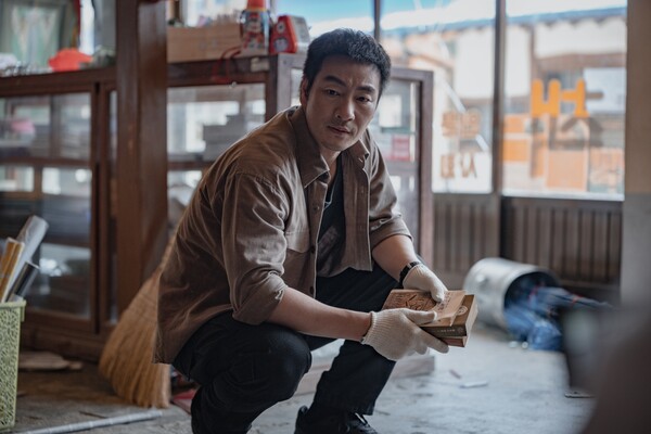 [정보/소식] 허수아비) '허수아비' 박해수-정문성, 불편한 대면...다시 친구 할 수 있을까? | 인스티즈