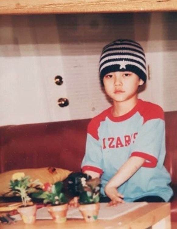 [잡담] 이 어린이 뭔가 되게 잇어 보임 | 인스티즈