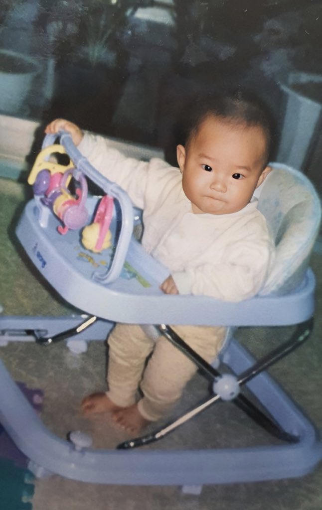 [잡담] 이 아기는 누구게 | 인스티즈
