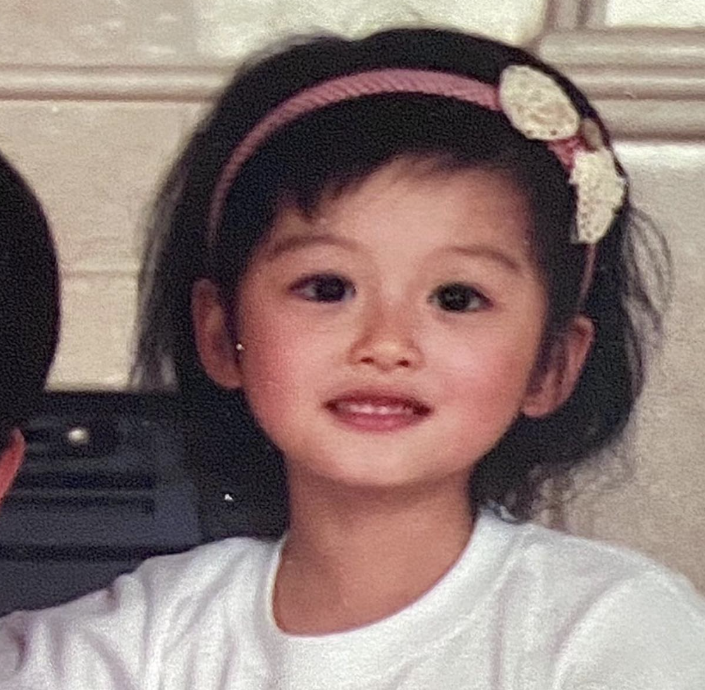 [잡담] 엔믹스 설윤 애기때 사진 진짜 넘사벽이네 | 인스티즈