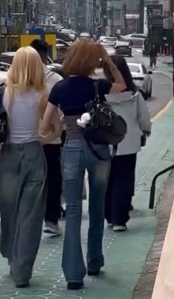 [잡담] 하투하 지우 목격짤 떴나봐 | 인스티즈