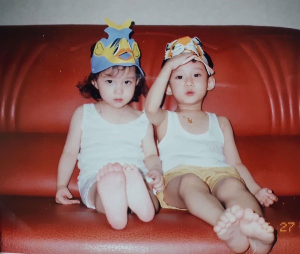 [잡담] 윈터랑 윈터오빠 ㄹㅇ사이좋은 남매같다ㅋㅌㅋㅋㅋ(어릴때사진) | 인스티즈