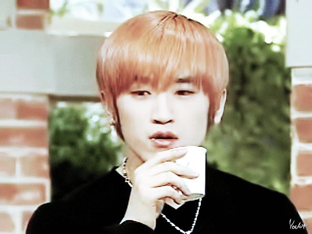 [잡담] 신화 인기멤 이민우 엿다하면 다들 의아해하던데 | 인스티즈