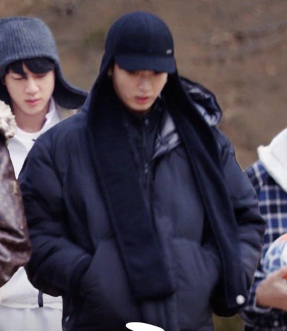 [잡담] 방탄 정국이 두상 진짜 동그랗다 | 인스티즈