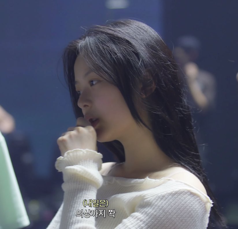 [잡담] 내 뉴진스 최애 민지 뉴사 뜬 거 보고 뻐렁차서 쓰는 뉴진스 얼굴 특(ㅇㅍㅈㅇ) | 인스티즈