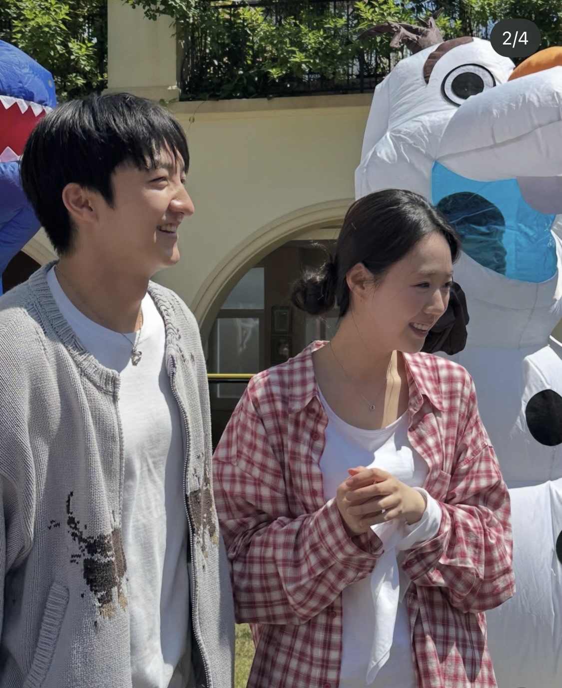 [잡담] 어머 무슨 행사햇나 내 돋보기에 갑자기 지예은 바타 투샷이 떳슨 | 인스티즈