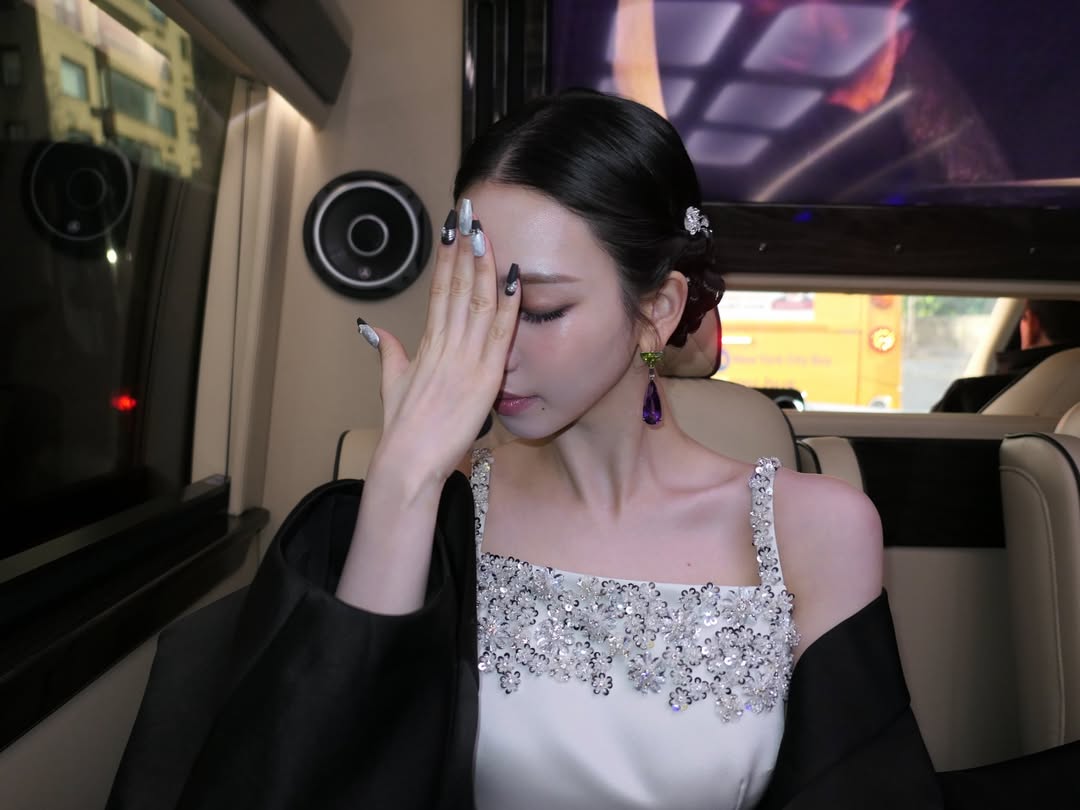 [잡담] 260506 카리나 인스타 📸 🥂 | 인스티즈