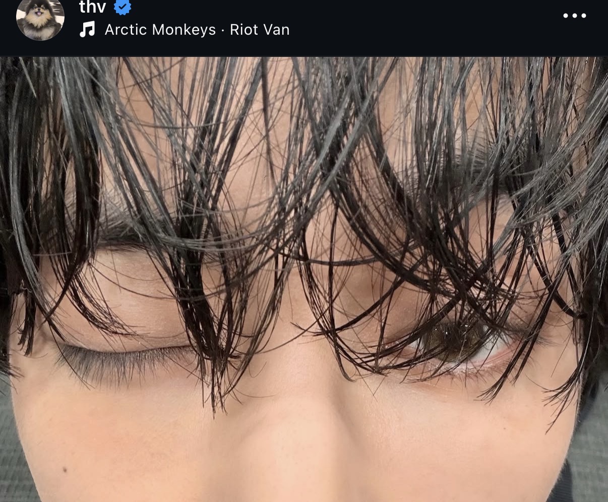 [잡담] 뷔 속눈썹 엄청 기네 | 인스티즈