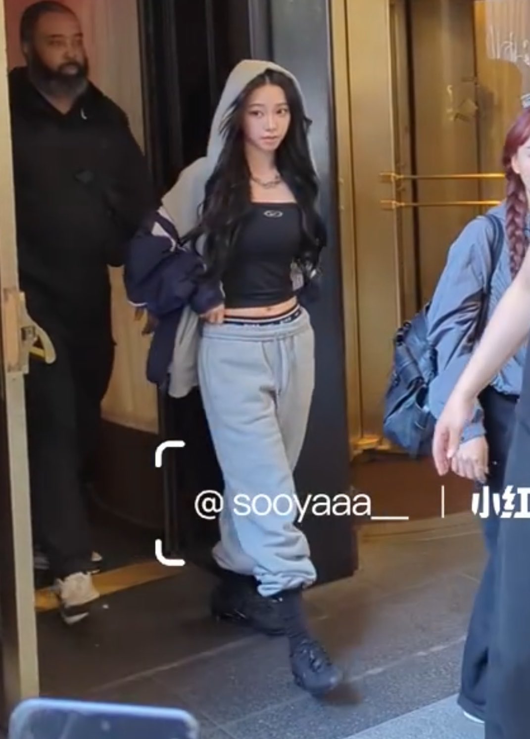 [잡담] 오늘자 뉴욕 호텔 카리나 목격짤 | 인스티즈