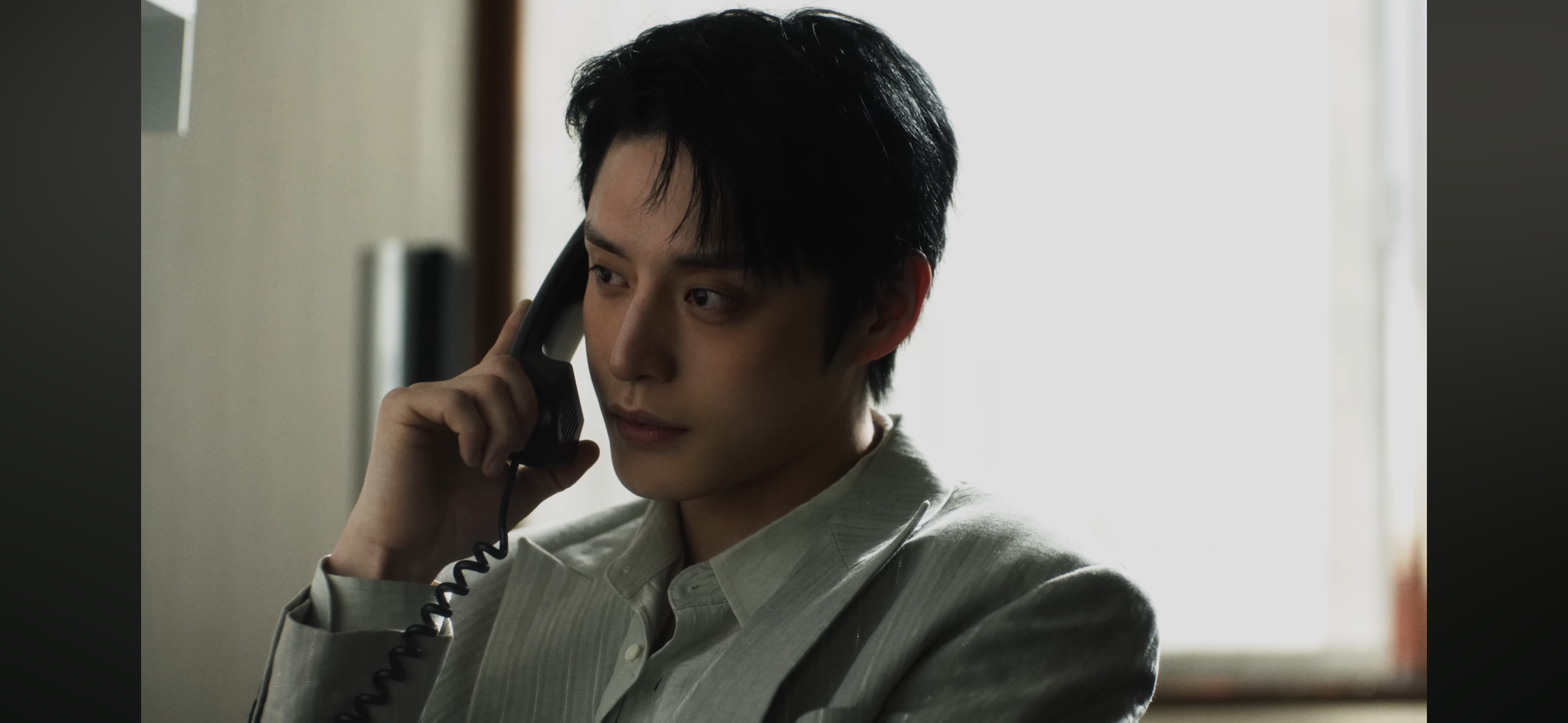 [잡담] 김지웅 컨셉필름 분위기 뭐임 | 인스티즈