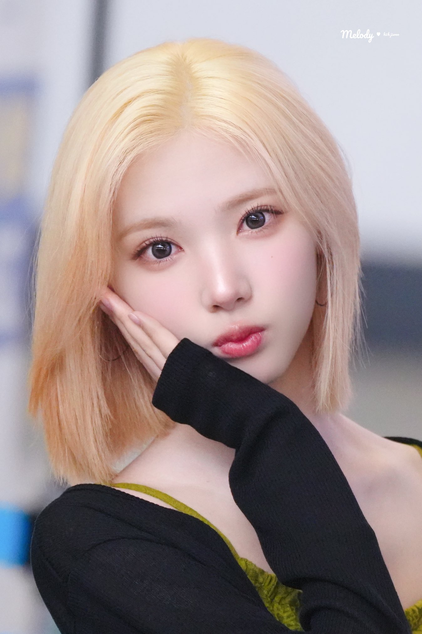 [잡담] 하투하 또 머리 바뀌었넹 | 인스티즈