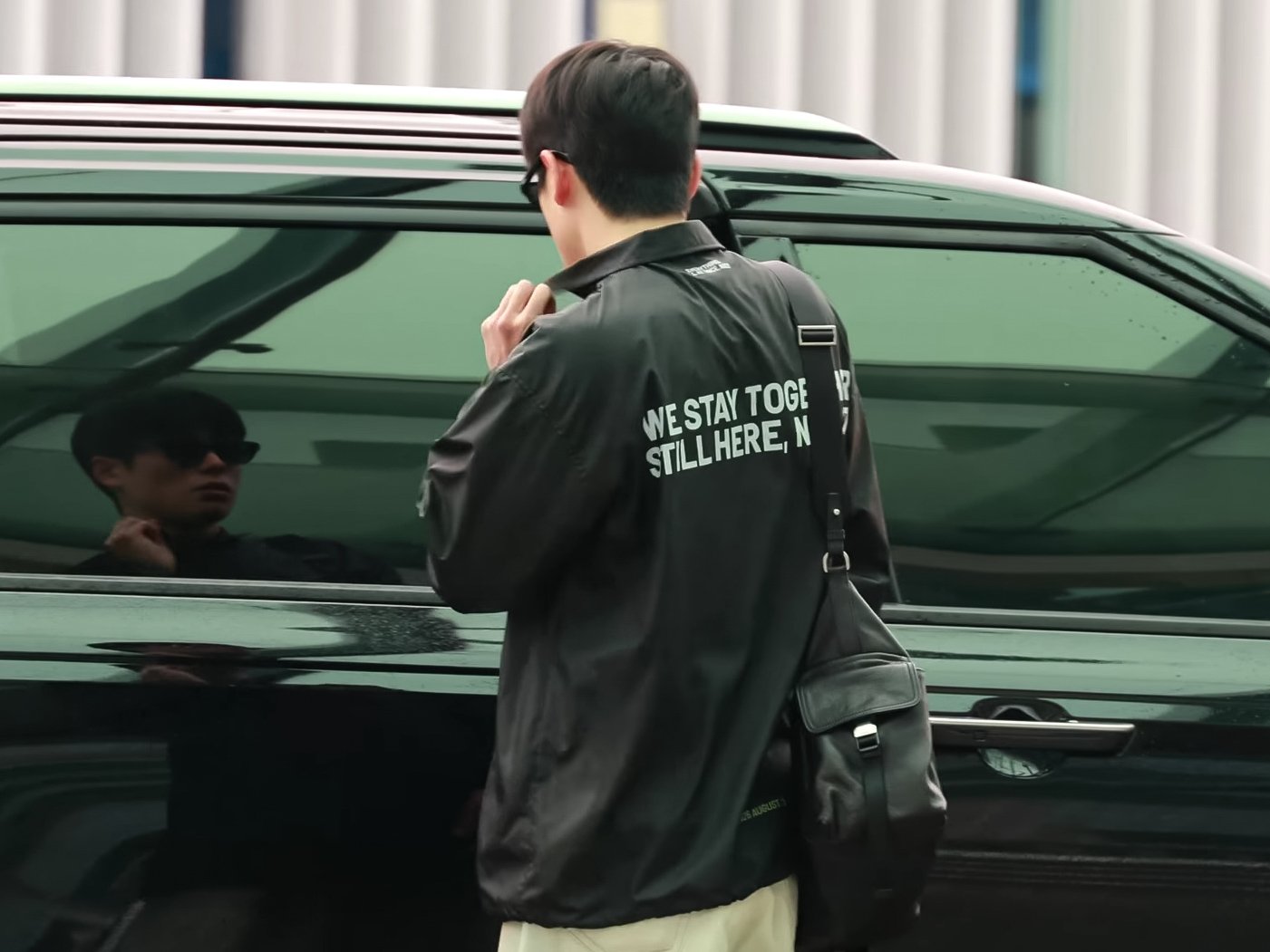 [잡담] 엔재현 창문에 비친 얼굴을 수상할 정도로 사랑하는 나 | 인스티즈