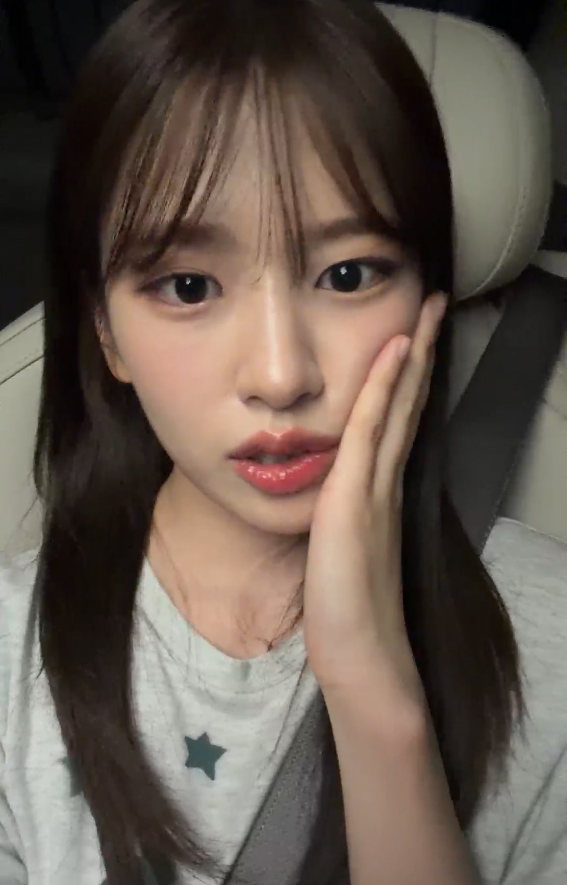 [잡담] 안유진 오늘 진짜 지락실1때랑 똑같이생김 | 인스티즈