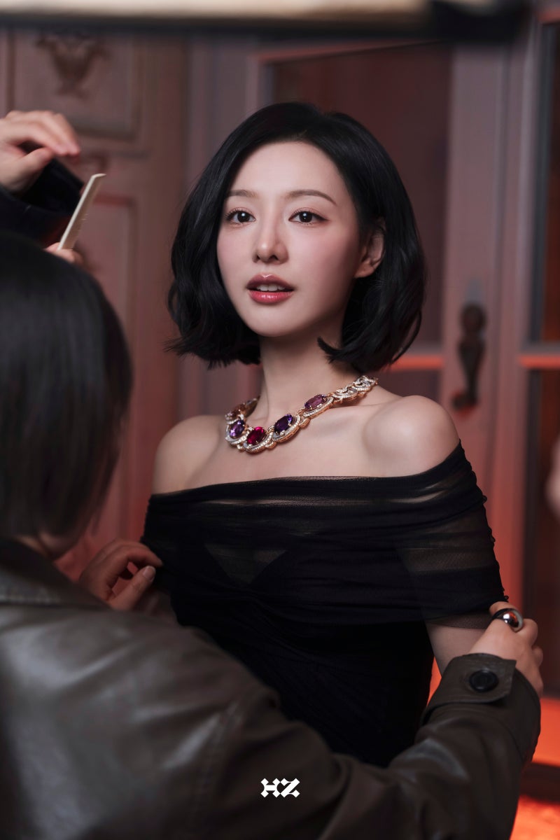 [잡담] 김지원) 260507 김지원 밀라노 불가리 행사 비하인드 사진 | 인스티즈