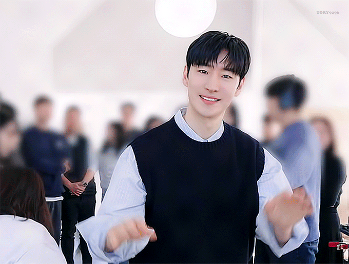[잡담] 이제훈) 260507 [금성침대X이제훈] 숙면 블렌딩 촬영 비하인드 대공개 gif | 인스티즈