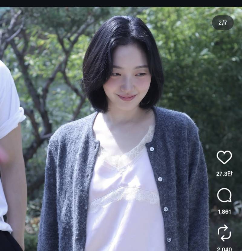 [잡담] 이 블러셔 뭘까 ㅜㅜㅜ 너무 예쁜데 궁금해 | 인스티즈