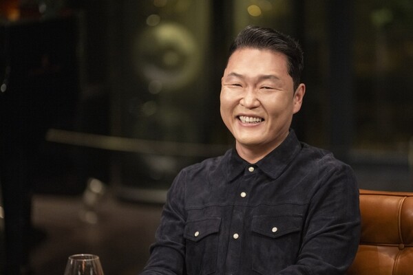 [잡담] 싸이, CNN 통해 '원조 K팝 아이콘' 위상 보여준다…다큐 'K-에브리싱' 출연 | 인스티즈