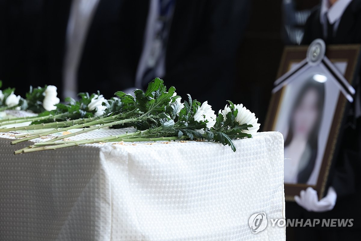 [정보/소식] 광주 귀갓길 흉기 참변 여고생 발인식 | 인스티즈