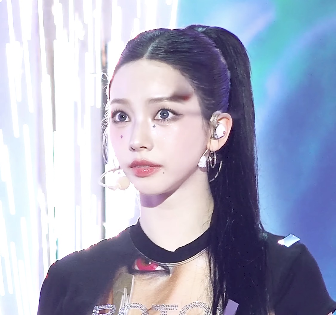 [잡담] 카리나 직캠에서 눈이 이정도인거면 | 인스티즈