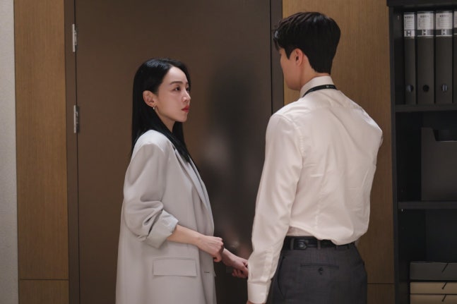 [정보/소식] 은밀한감사) 신혜선♥공명 끈적 키스 후폭풍? 분위기 왜 이래? (은밀한 감사) | 인스티즈
