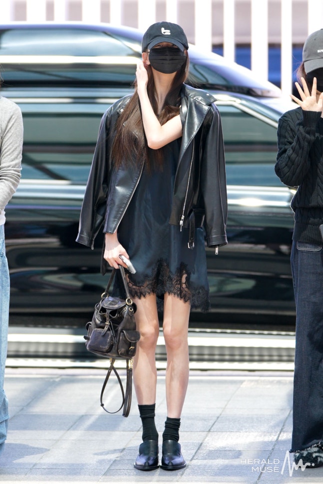 [잡담] 260508 장원영 싱가포르 출국 기사사진 | 인스티즈
