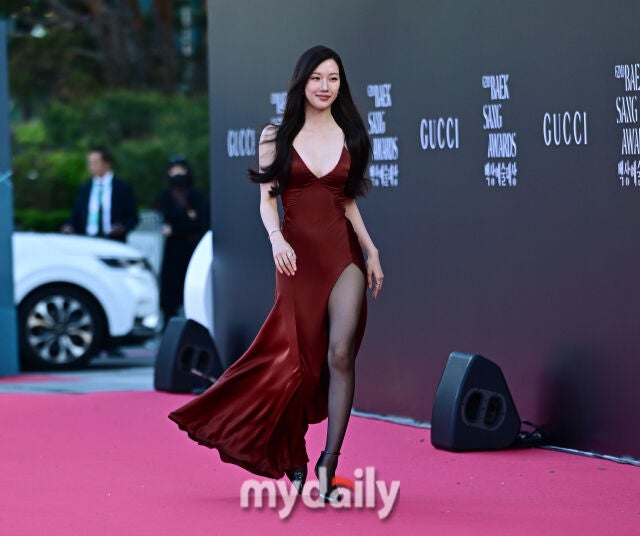 [잡담] 문가영) 260508 백상예술대상 레드카펫 문가영 기사사진 | 인스티즈