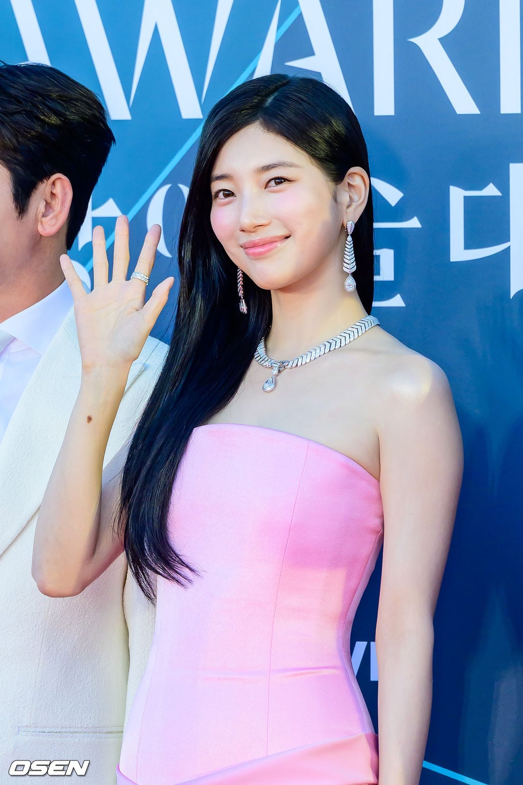 [잡담] 수지 복숭아 토끼 같아 | 인스티즈