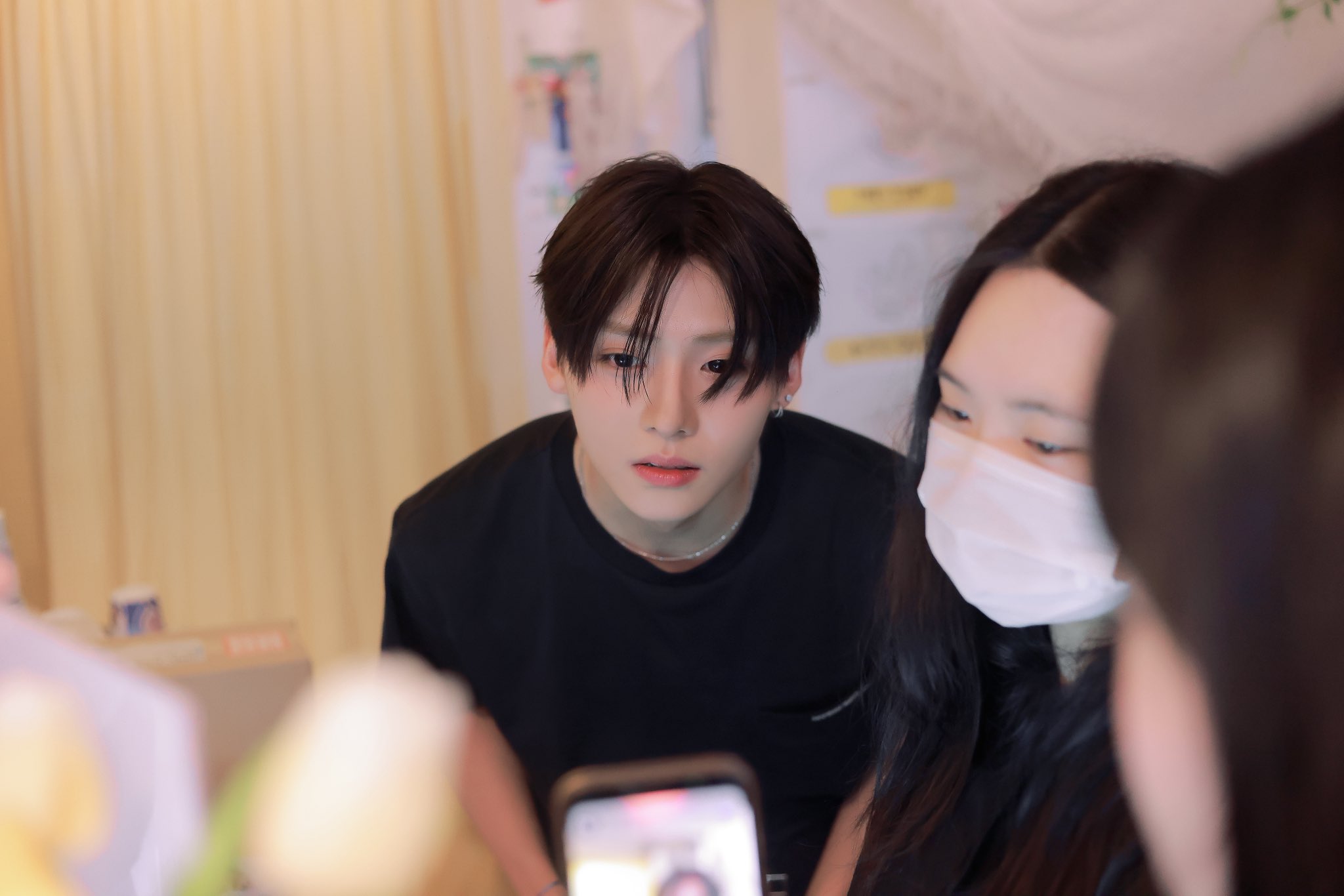 [잡담] 이상원 흑발시절 사진 탐라에 엄청 뜨는데 진짜 전생같음 | 인스티즈