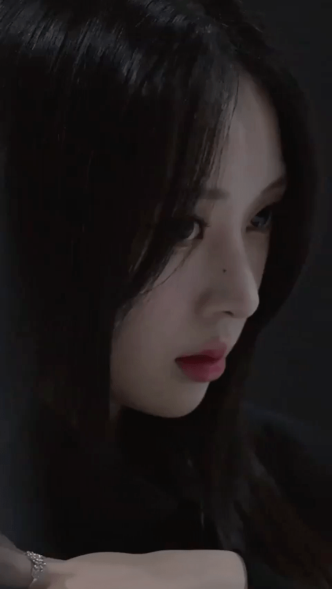 데뷔 코앞이라는 알유넥 최지현 비주얼 수준...JPG | 인스티즈