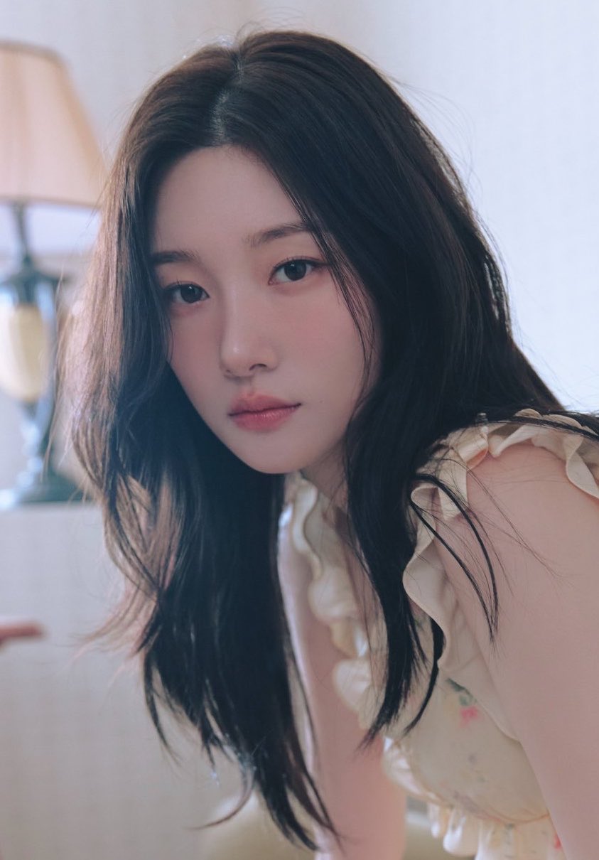 [잡담] 와 정채연 이 사이에 10년 있대...... | 인스티즈