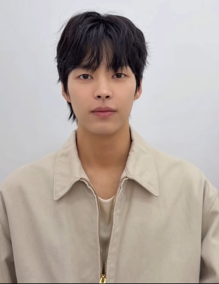 [잡담] 언내추럴 20대 보조 역할로 소취하는 남배들 | 인스티즈
