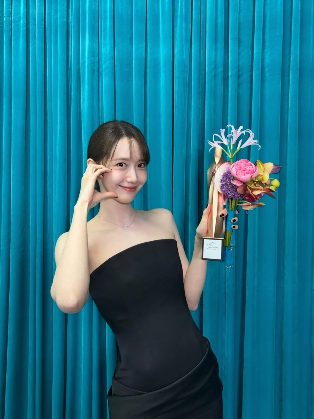 [잡담] 윤아) 260509 임윤아 공식 인스타 ❤️🥰🙇🏻‍♀️ | 인스티즈