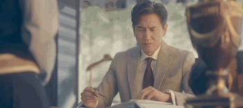 [21세기 대군부인] 캐슬그룹 ㅁㅊ개가 무릎을 꿇음.gif | 인스티즈