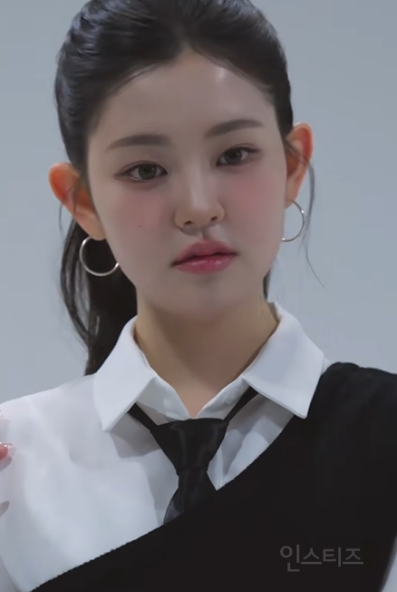 멀리서 봐도 확신의 요정귀 아이돌.jpg | 인스티즈