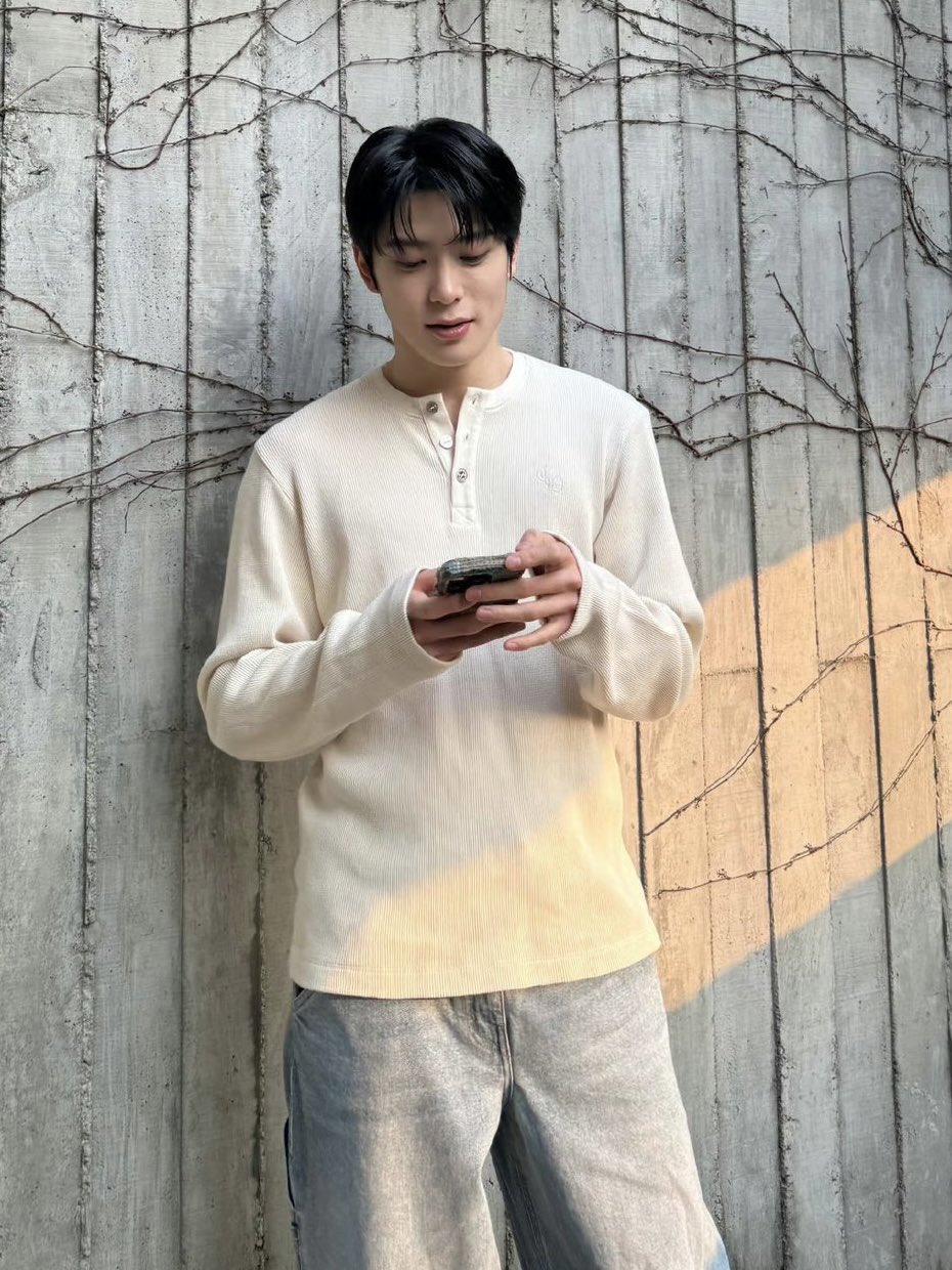 [잡담] 재현 (엔시티ㅇㅇ) 헨리넥 입은거 개좋네요 | 인스티즈
